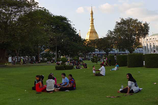 YangonPark1